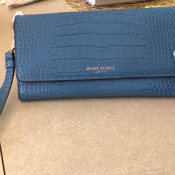 henri bendel Handbags - Henri Bendel Blue Croc-Embossed Clutch